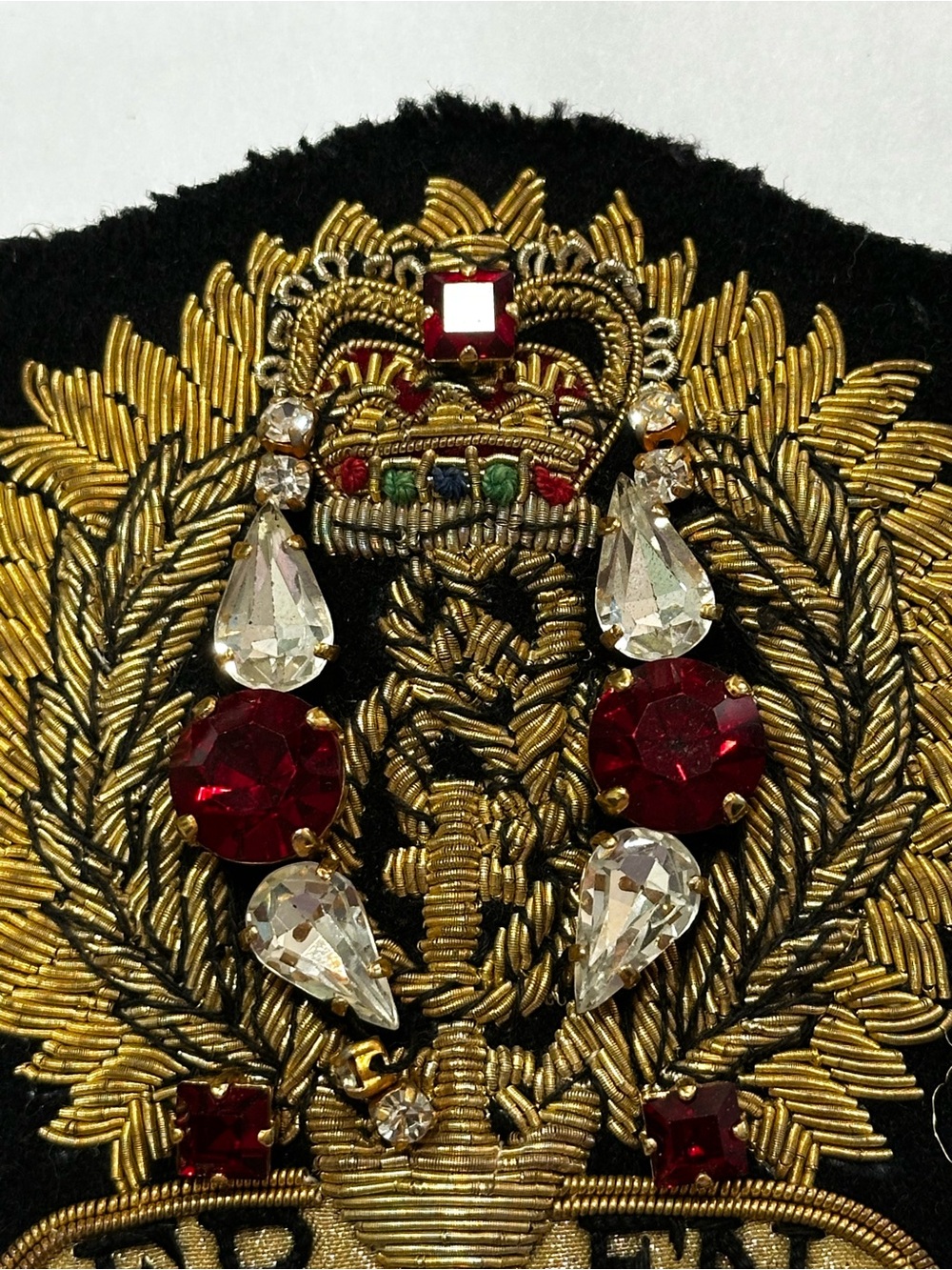 Generals AGC Corpse EIR 3-D Crown Stones officers collar badge Queen Elizabeth - Picture 4 of 16
